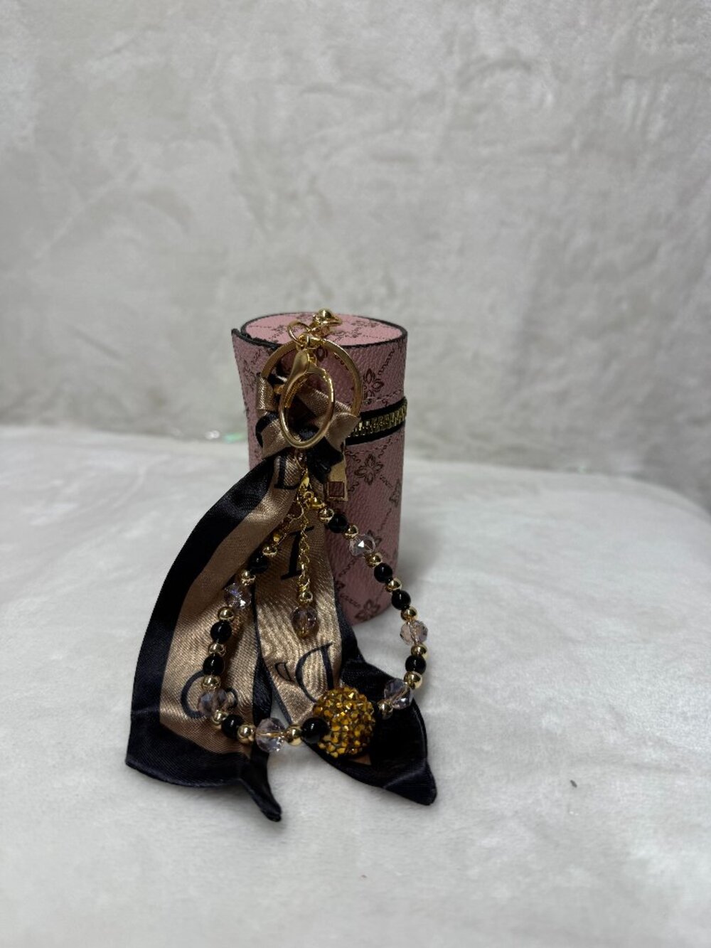 Handmade Elegant Bag Charm with Detachable Bracelet – Gold & Crystal Accents